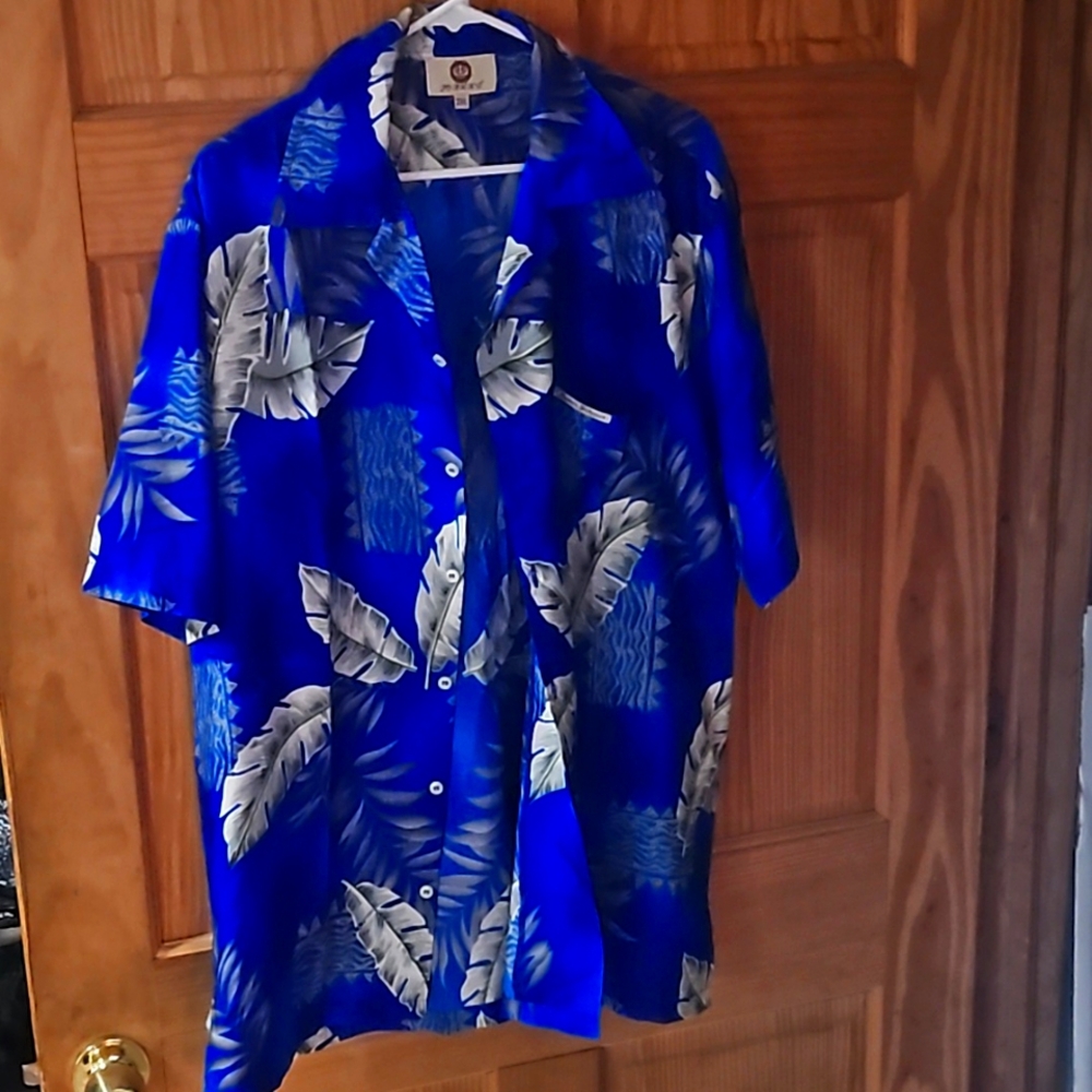 Mens Hawaiian shirt